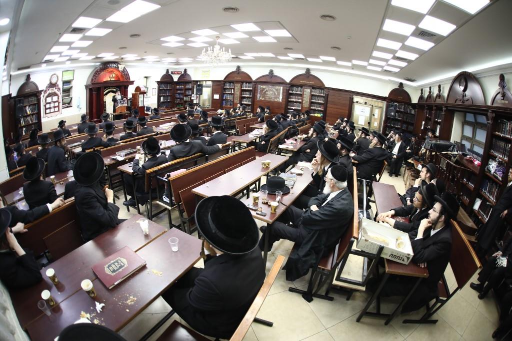 בסאטמר ערכו כינוס על פגעי הטכנולוגיה