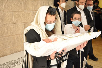 הגר"ע פריד, סנדק