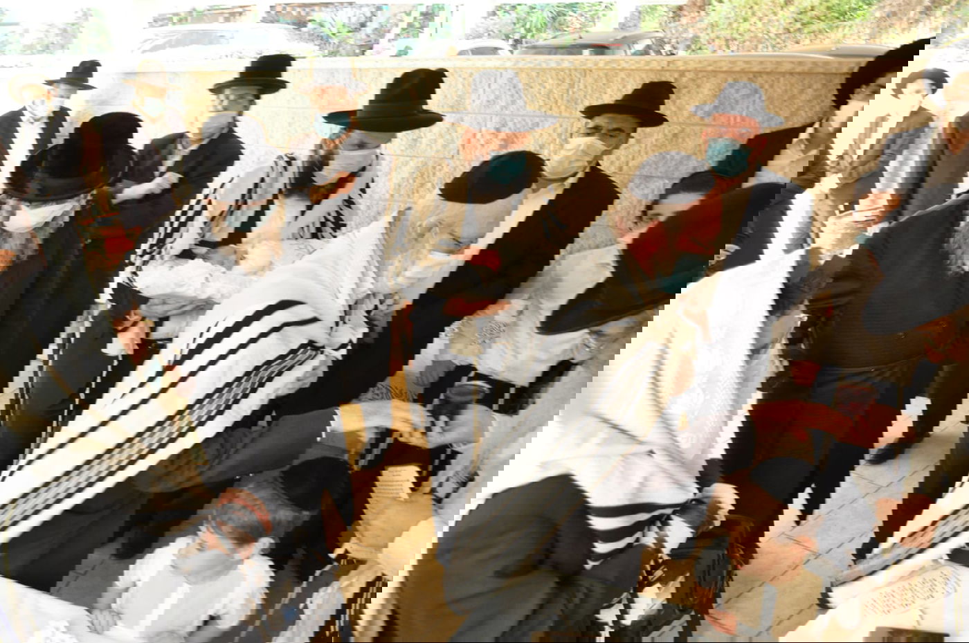 שמחה בבני ברק: ברית לבנו של הפוסק רבי עמרם פריד