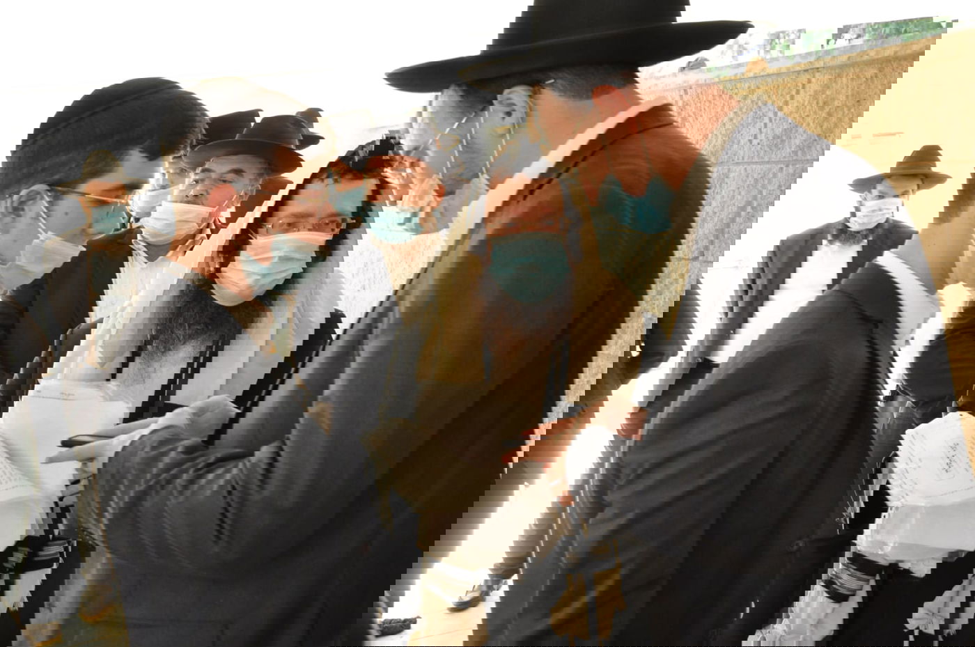 שמחה בבני ברק: ברית לבנו של הפוסק רבי עמרם פריד