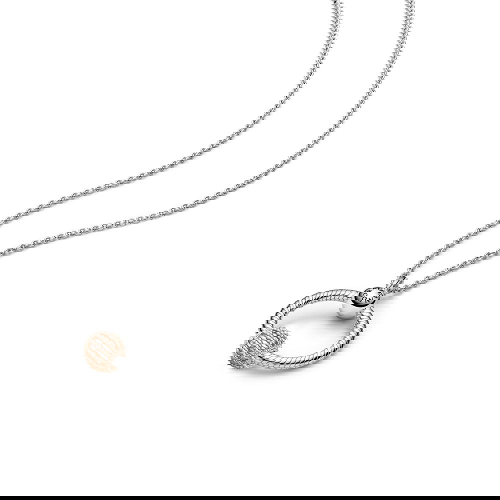 תליון כסף חישוק O בינוני בתוספת צ'ארם - טאץ של תחכום בבחירה של אפרת