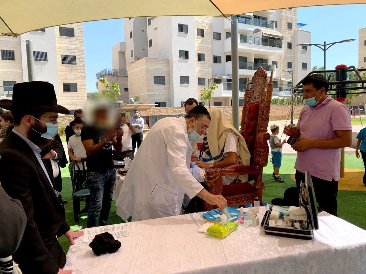 המוהל הרב ישי דהן