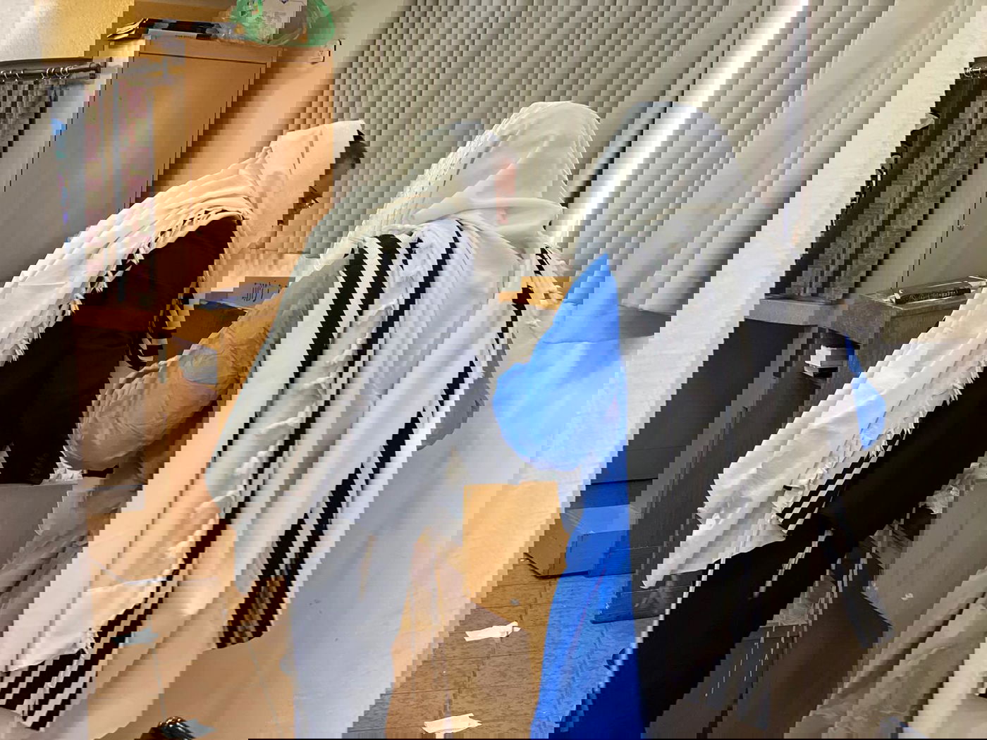 התרגשות במלונית: האבא התמגן ושימש סנדק בברית לבנו