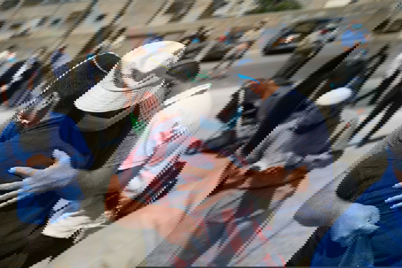 הנגיש את התורה: הגה"ח הרב שטיינזלץ נטמן בהר הזיתים