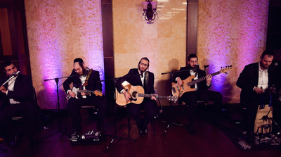 להקת לידל בביצוע חסידי ללהיט: אדון עולם