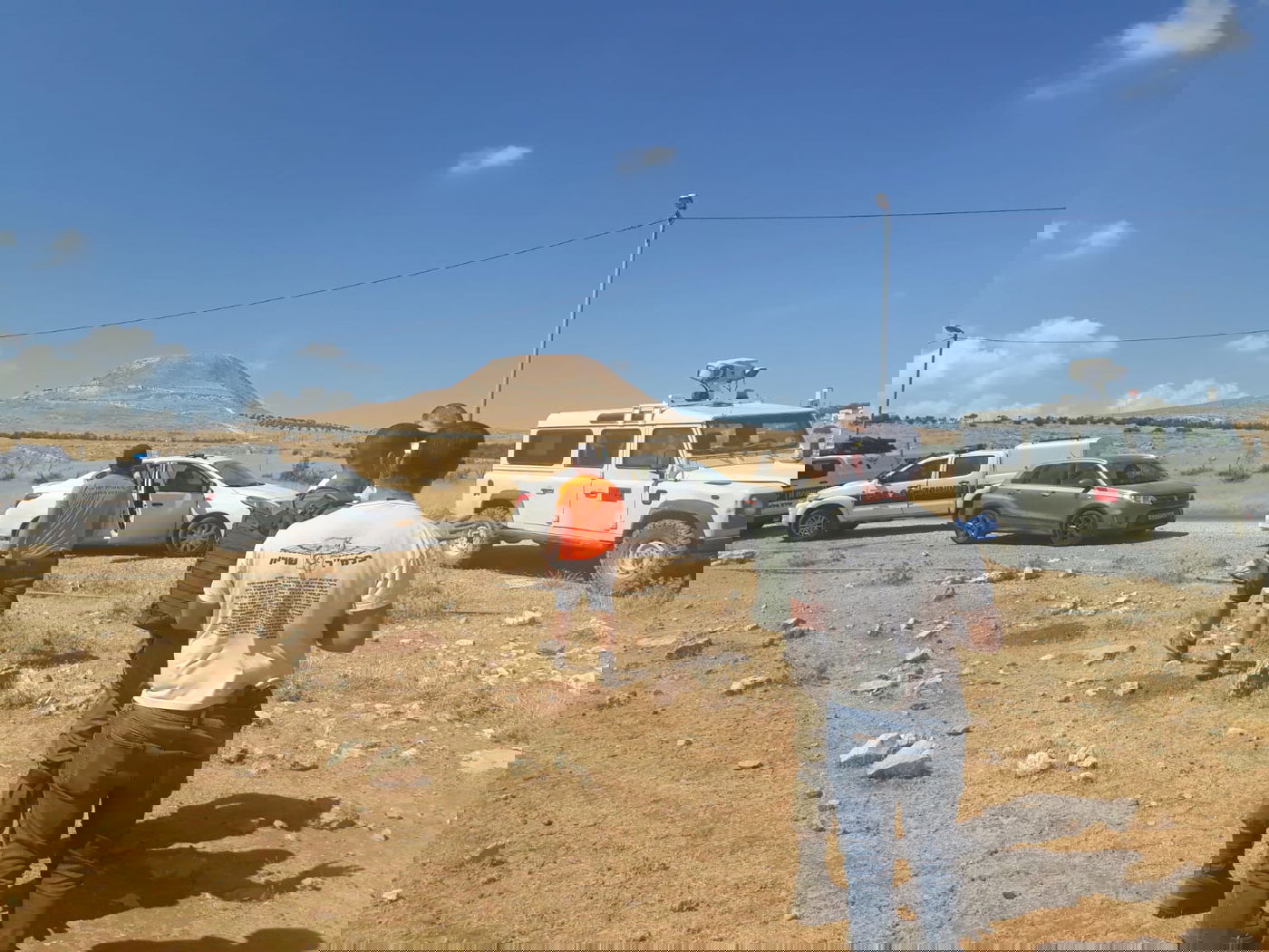 משפחה חולצה מנחל תקוע; בת 18 תשושה