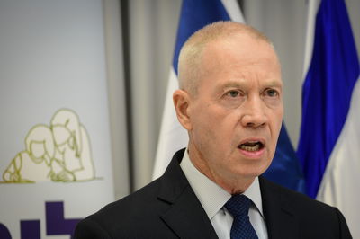 השר יואב גלנט