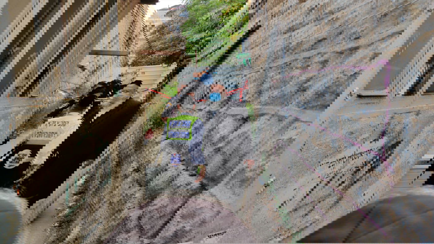 שריפה פרצה בדירה במאה שערים; גבר בן 30 נשרף למוות