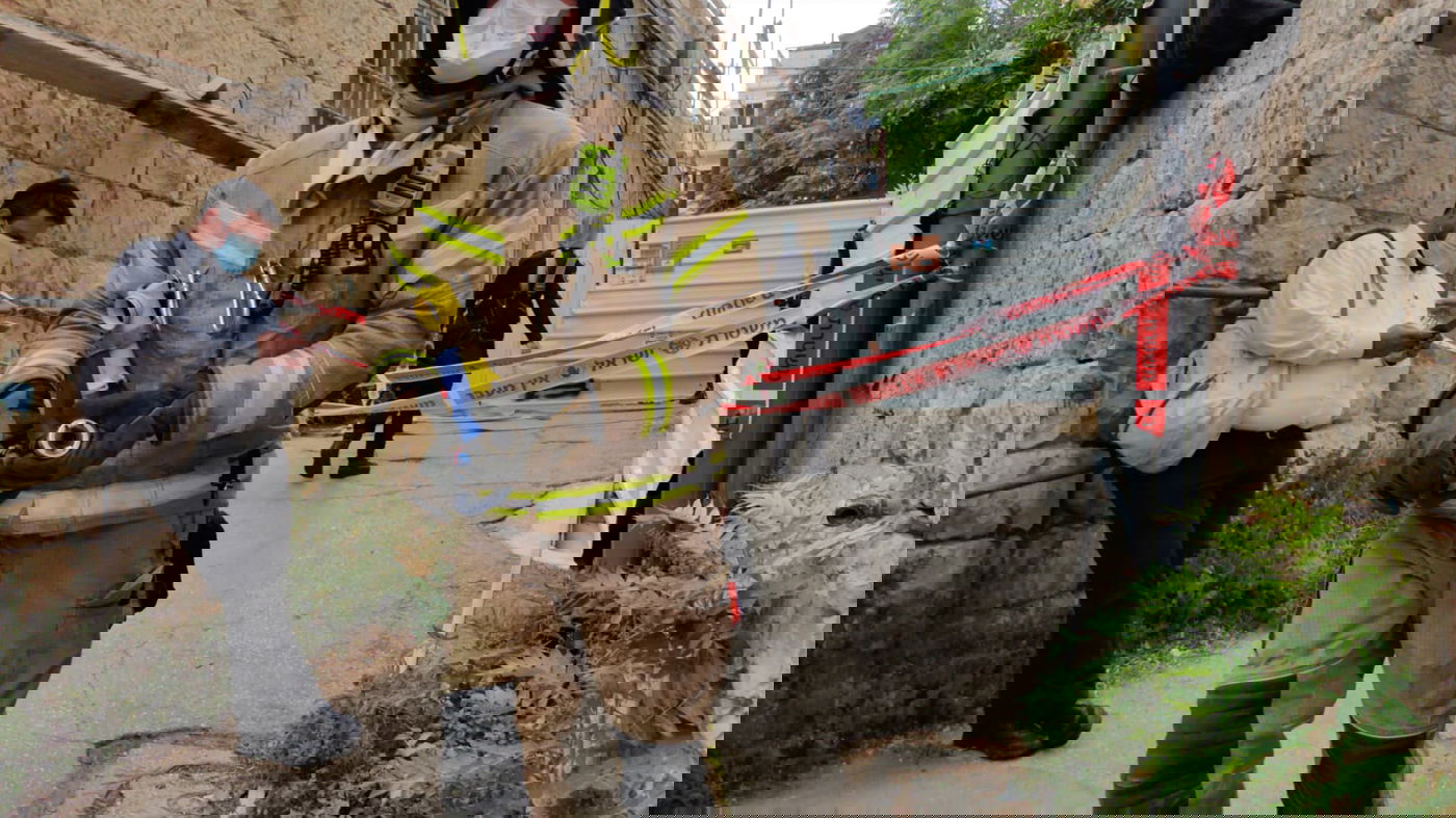 שריפה פרצה בדירה במאה שערים; גבר בן 30 נשרף למוות