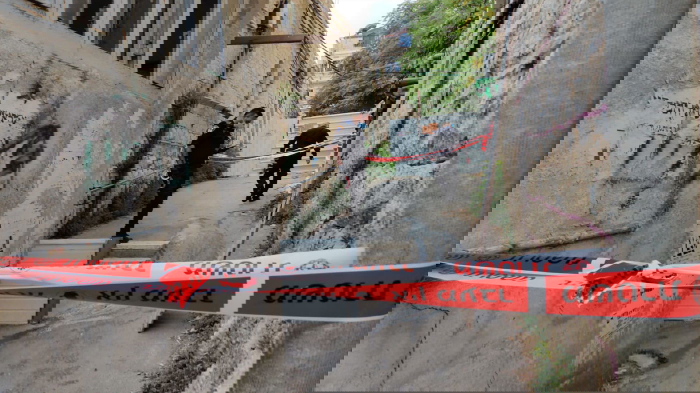 שריפה פרצה בדירה במאה שערים; גבר בן 30 נשרף למוות