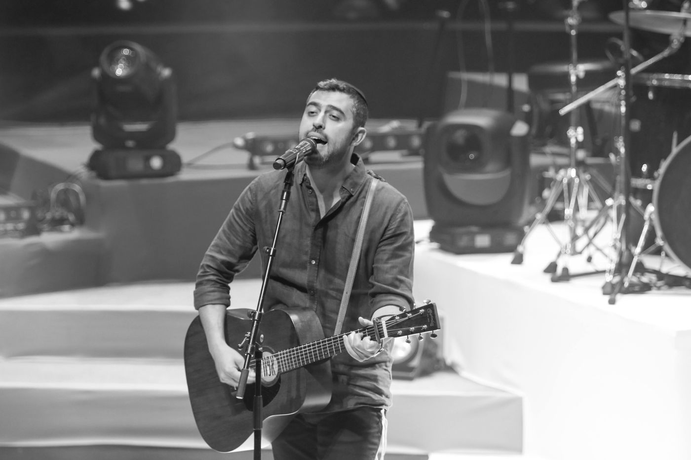 צפו: ישי ריבו במופע אדיר על במת 'קיץ חי' של "קול חי"