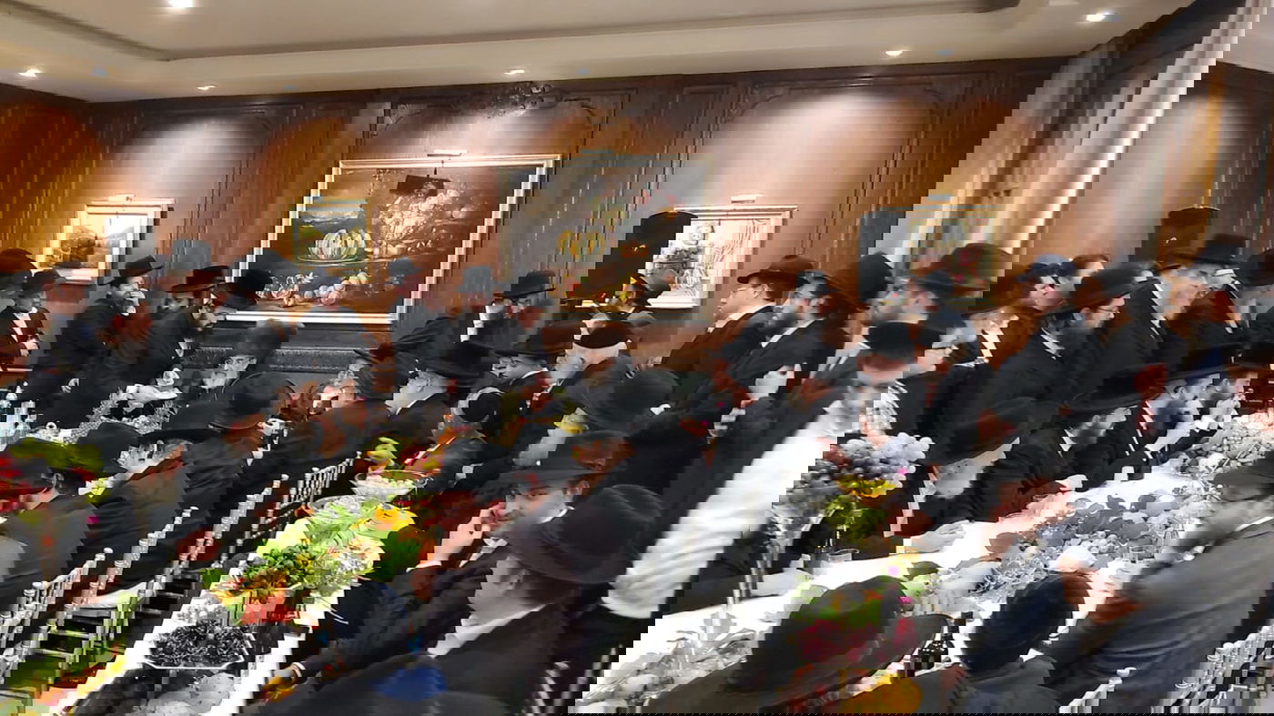 הרבי מסאדיגורה ערך 'טיש' בלוס אנג'לס - לפני כחצי שנה. צילום י. ראנד