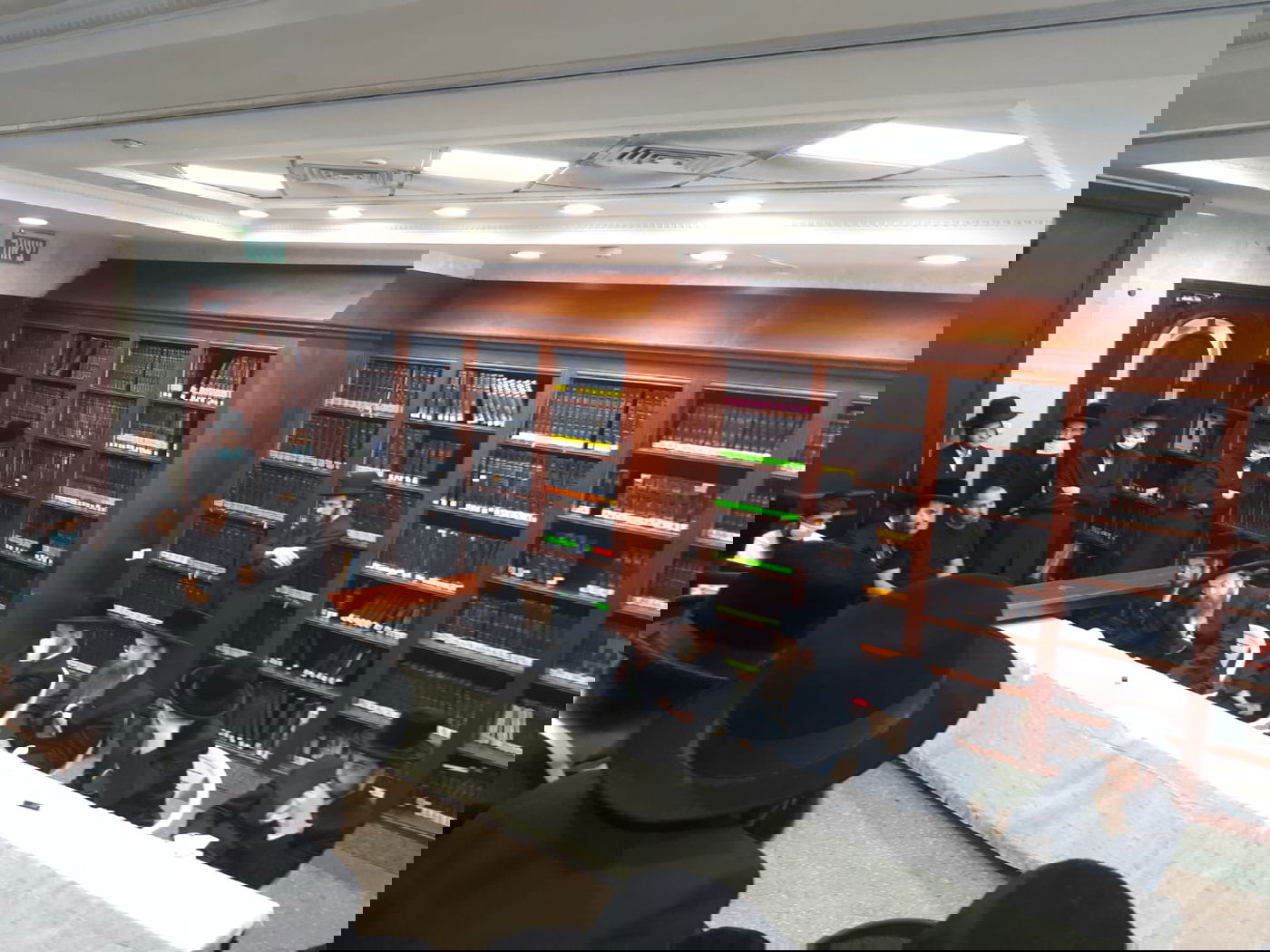 עמיר מולנר הגיע לנחם את בניו של האדמו"ר מסאדיגורא זצ"ל