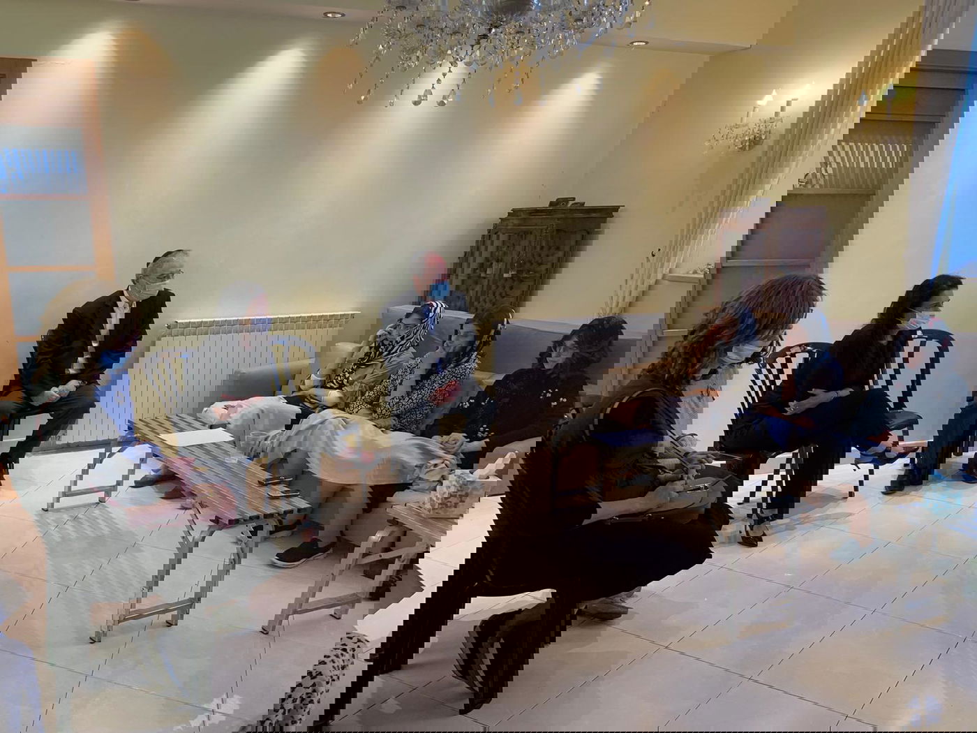 אשת הרבי מסדיגורא זצ"ל לשקד: נהגי מוניות לא עוצרים לי כי אני חרדית