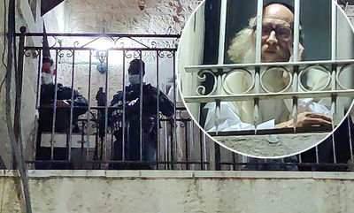 הירש בחלון ביתו ומאמצי הפריצה