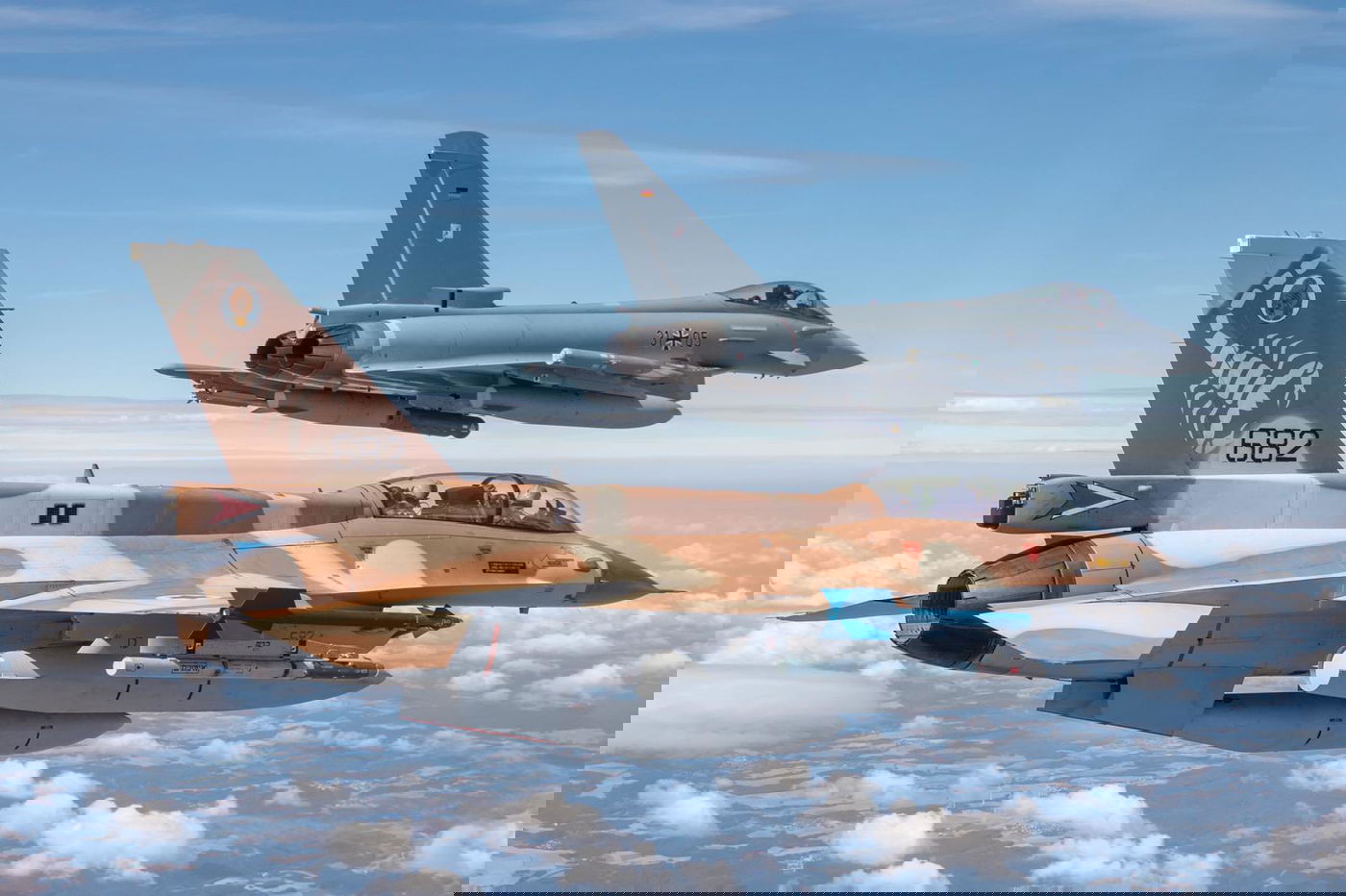 חיל האוויר במטס מעל מחנה הריכוז "דכאו"