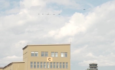 המטוסים מעל דכאו