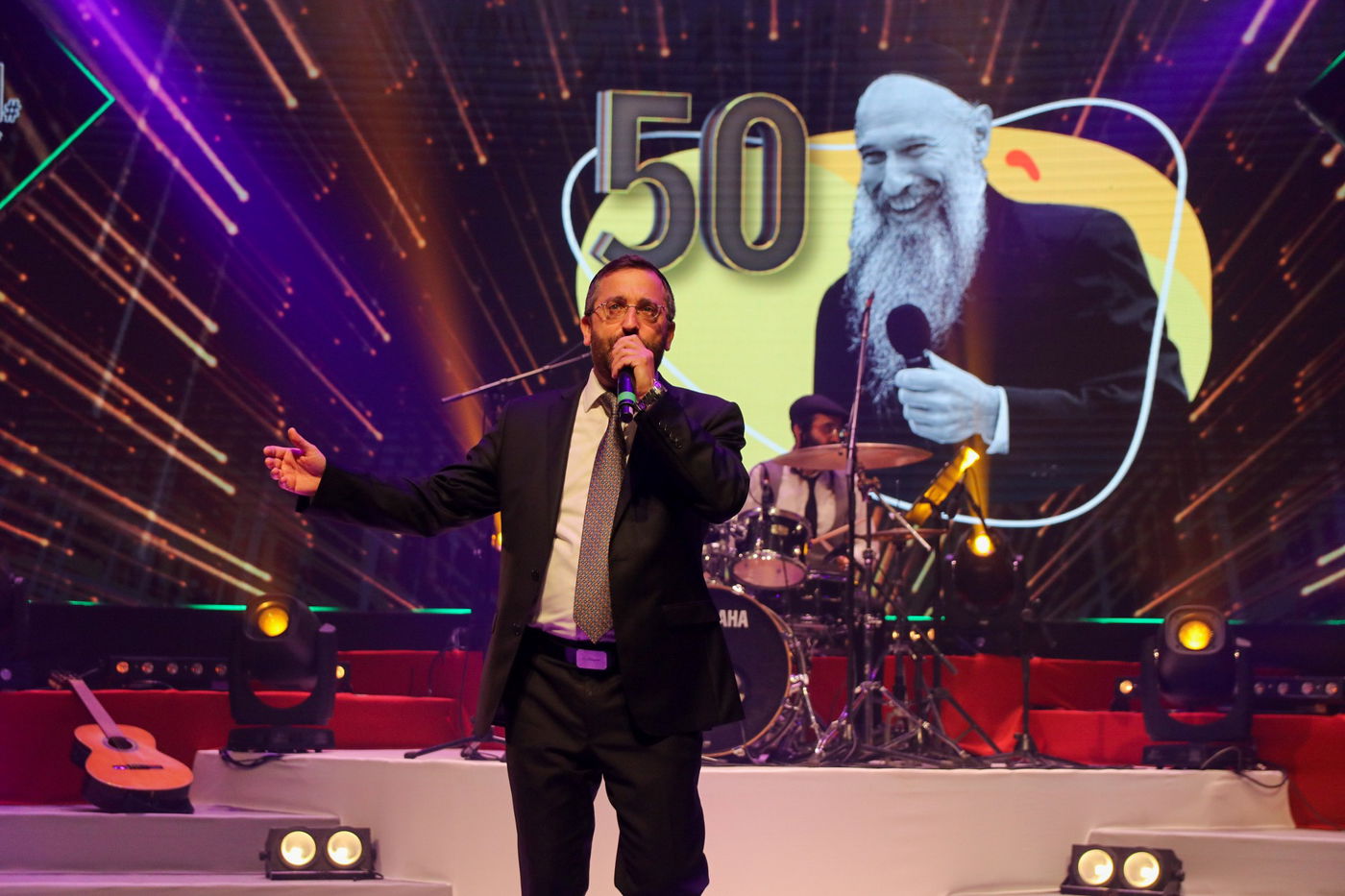 צפו: אלי הרצליך מארח את פיני אינהורן ואבי אילסון על במת "קיץ חי"