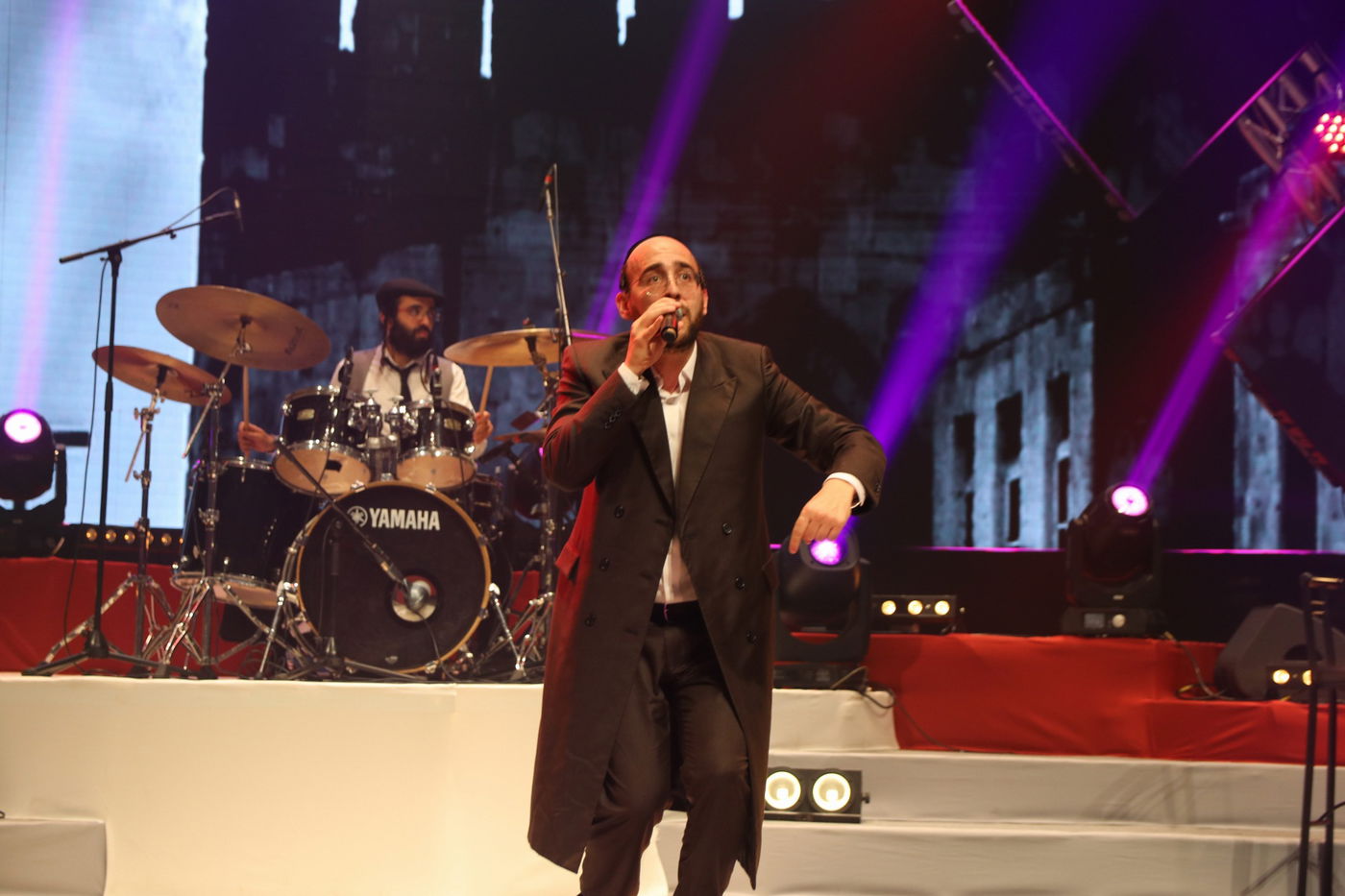 צפו: אלי הרצליך מארח את פיני אינהורן ואבי אילסון על במת "קיץ חי"