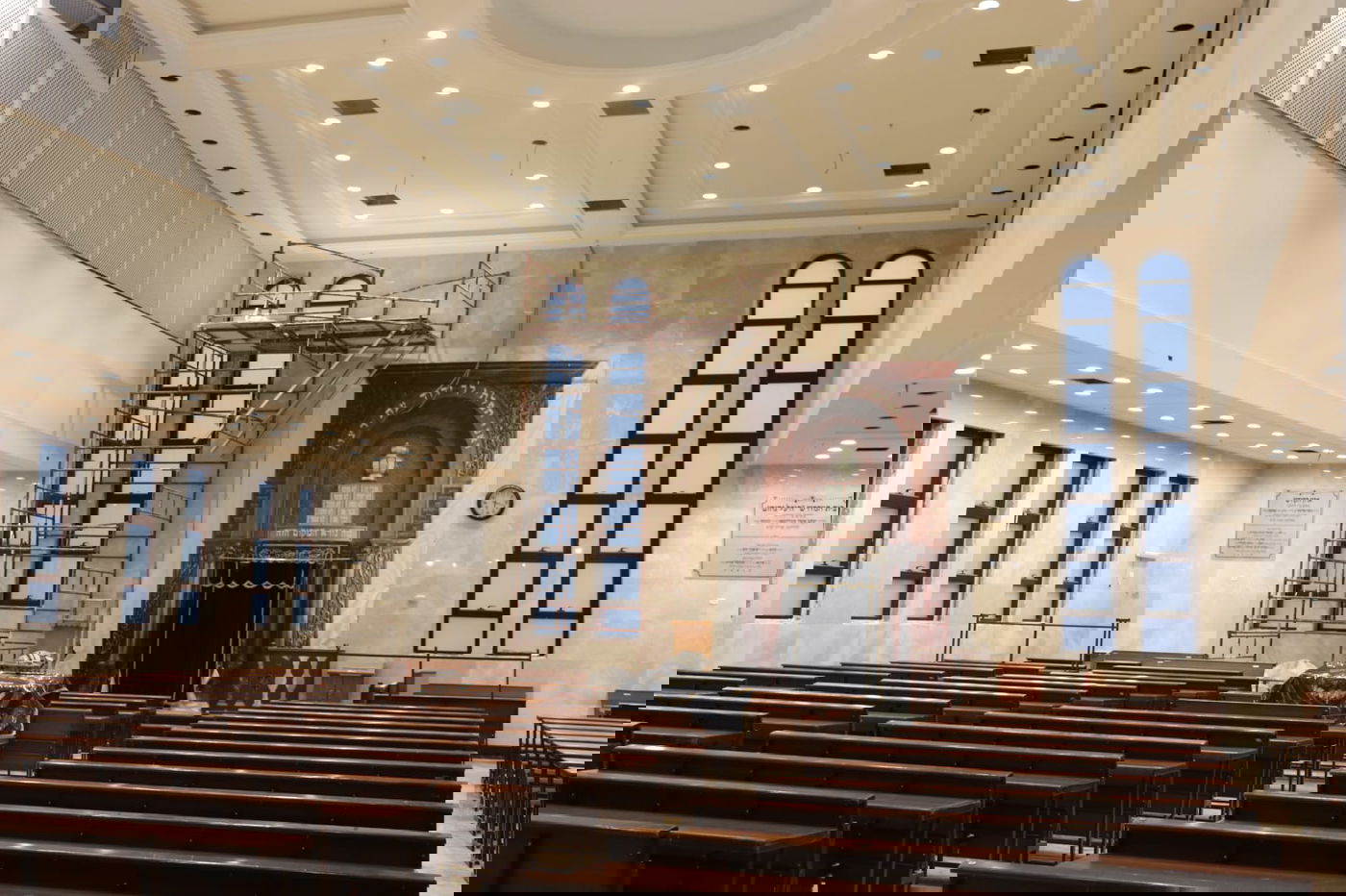 אחרי שנים: בית הכנסת של ויז'ניץ בית שמש