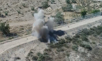 תיעוד רחפן: כך מפוצץ חבלן את בלוני הנפץ