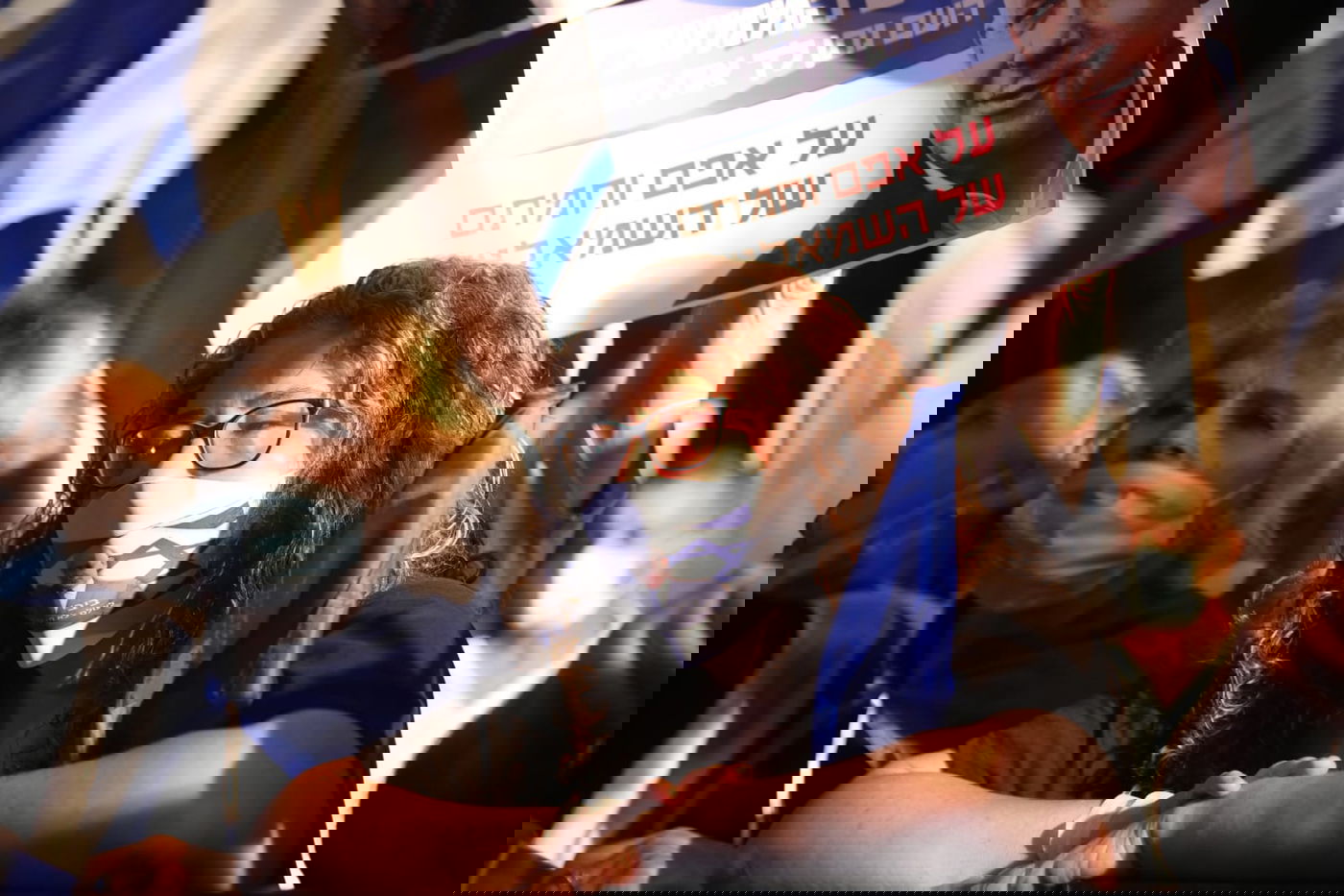 בקריאת שמע וברכת כהנים: תומכי נתניהו הפגינו מול מעון ראש הממשלה בבלפור