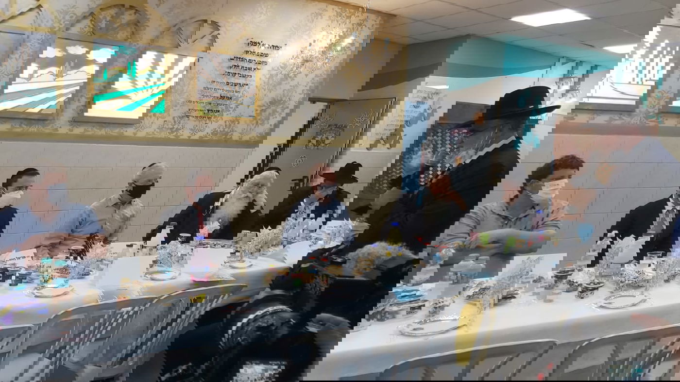 גלנט ופרוש סיירו במוסדות החרדים בפתח תקווה