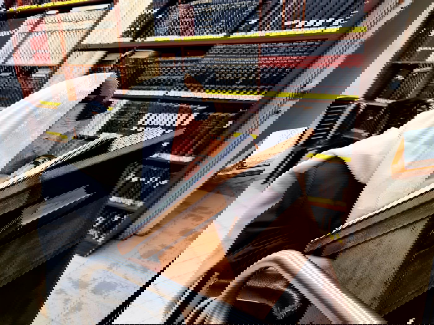 מרן הגר"ח מתפלל שחרית בביתו • גלריה