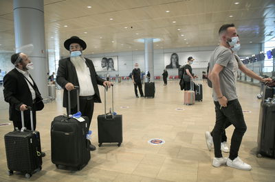 נתב"ג בקורונה, אילוסטרציה