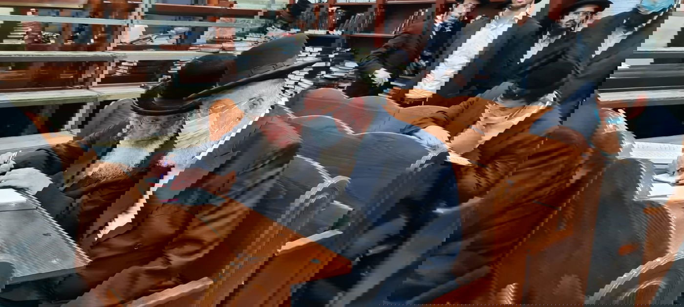 אחרי שנתיים: חסידי סאדיגורה נכנסו עם קוויטל לאדמו"ר