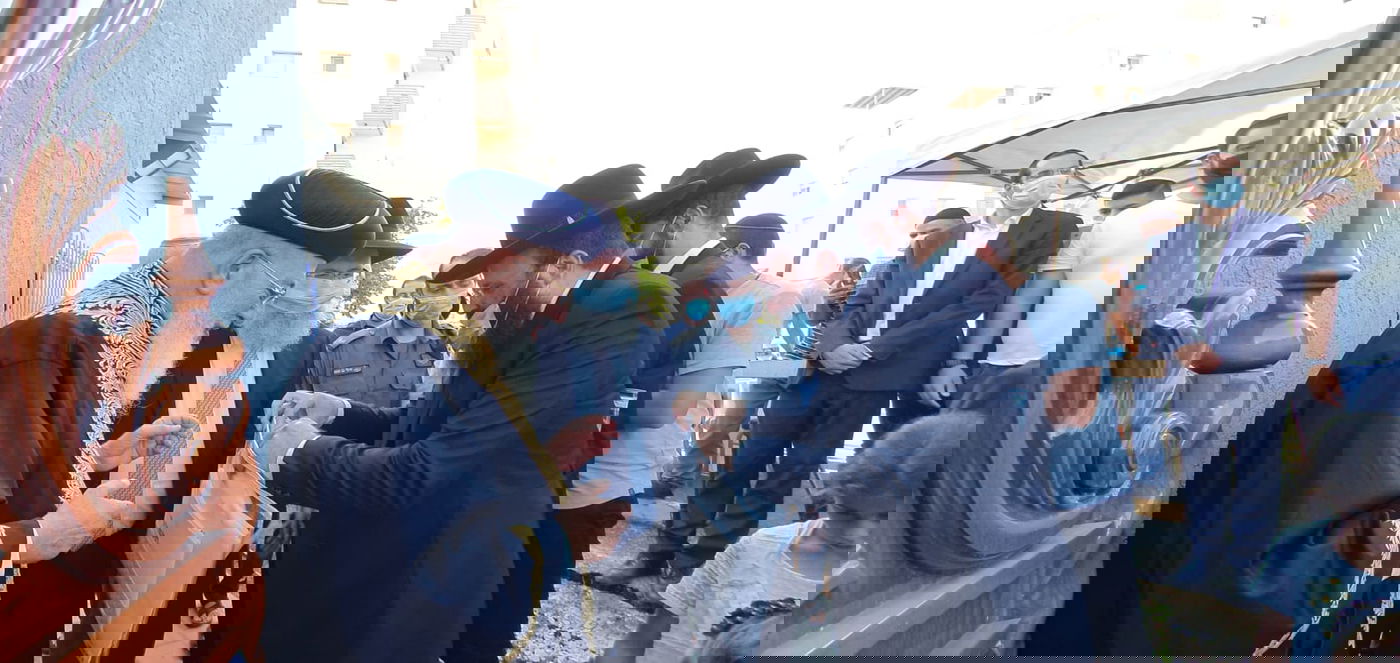 בהר חומה: הראש"ל סנדק, חבר המועצת מוהל