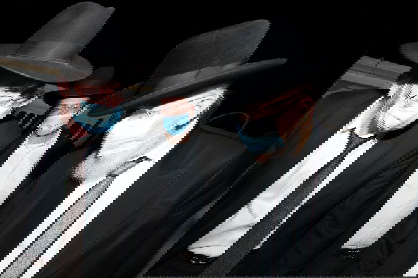 צפו: תשובת הגר"י אזרחי למי שהדביק אחרים ב'קורונה'