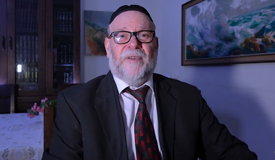 אריה ברונר שר ומדבר על פרשת 'כי תצא'