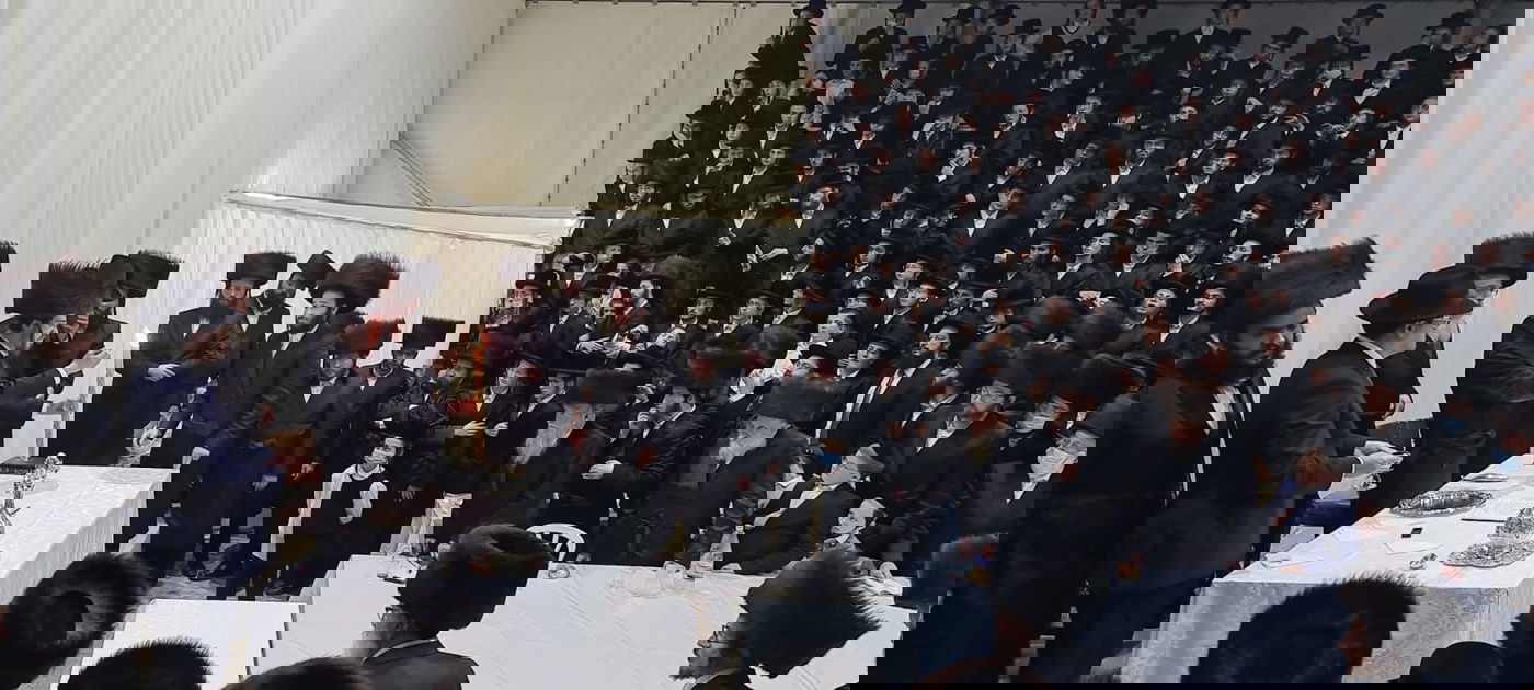 הטיש הראשון בסאדיגורה: עד 02:00 בלילה