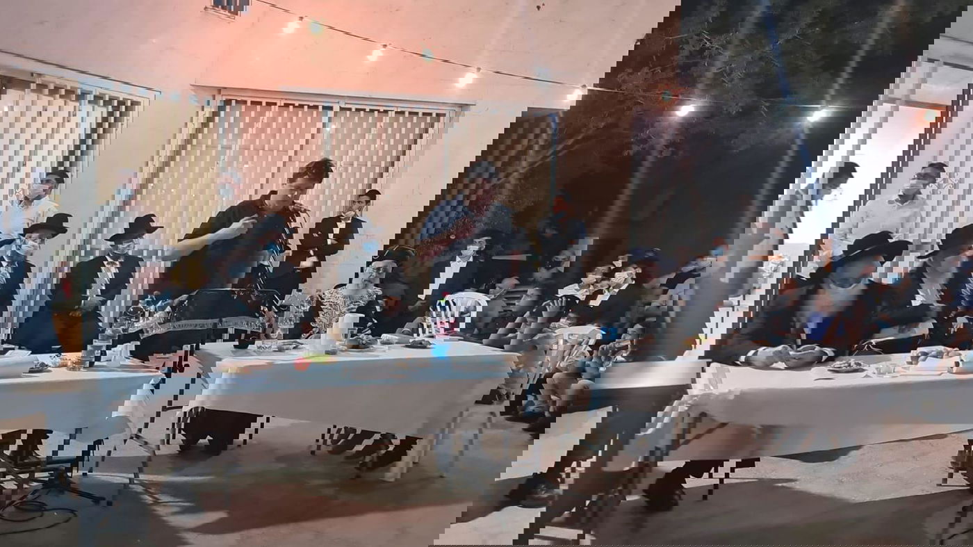 הראש"ל הספיד את הנרצח - והזמין את בניו