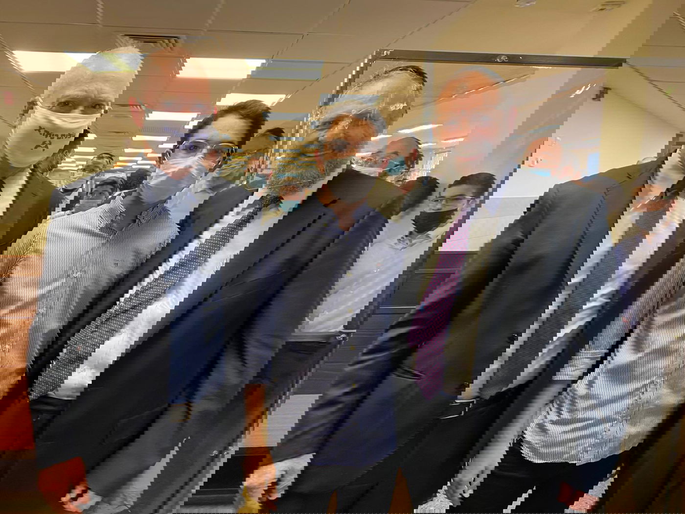 תיעוד: השר פתח את שנת הלימודים ב'נהורא'