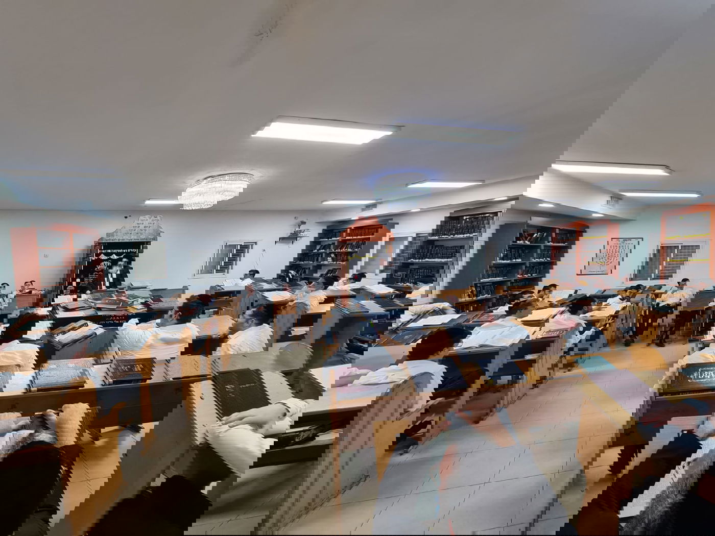 צפו: שיעור לאלטערער'ס של חברון - בחדרה