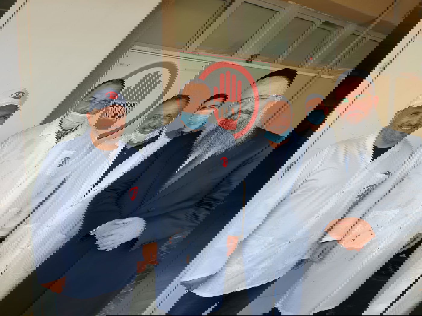 כששר הדתות שחט ובדק את הסכינים. צפו