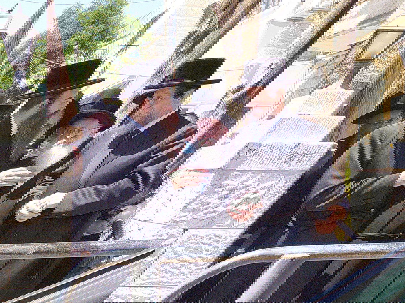 הרבי הזמין את הגאב"ד והאדמו"רים לבר מצווה