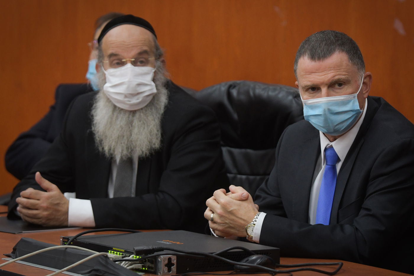 ראש העיר אברהם רובינשטיין עם שר הבריאות יולי אדלשטיין. ארכיון