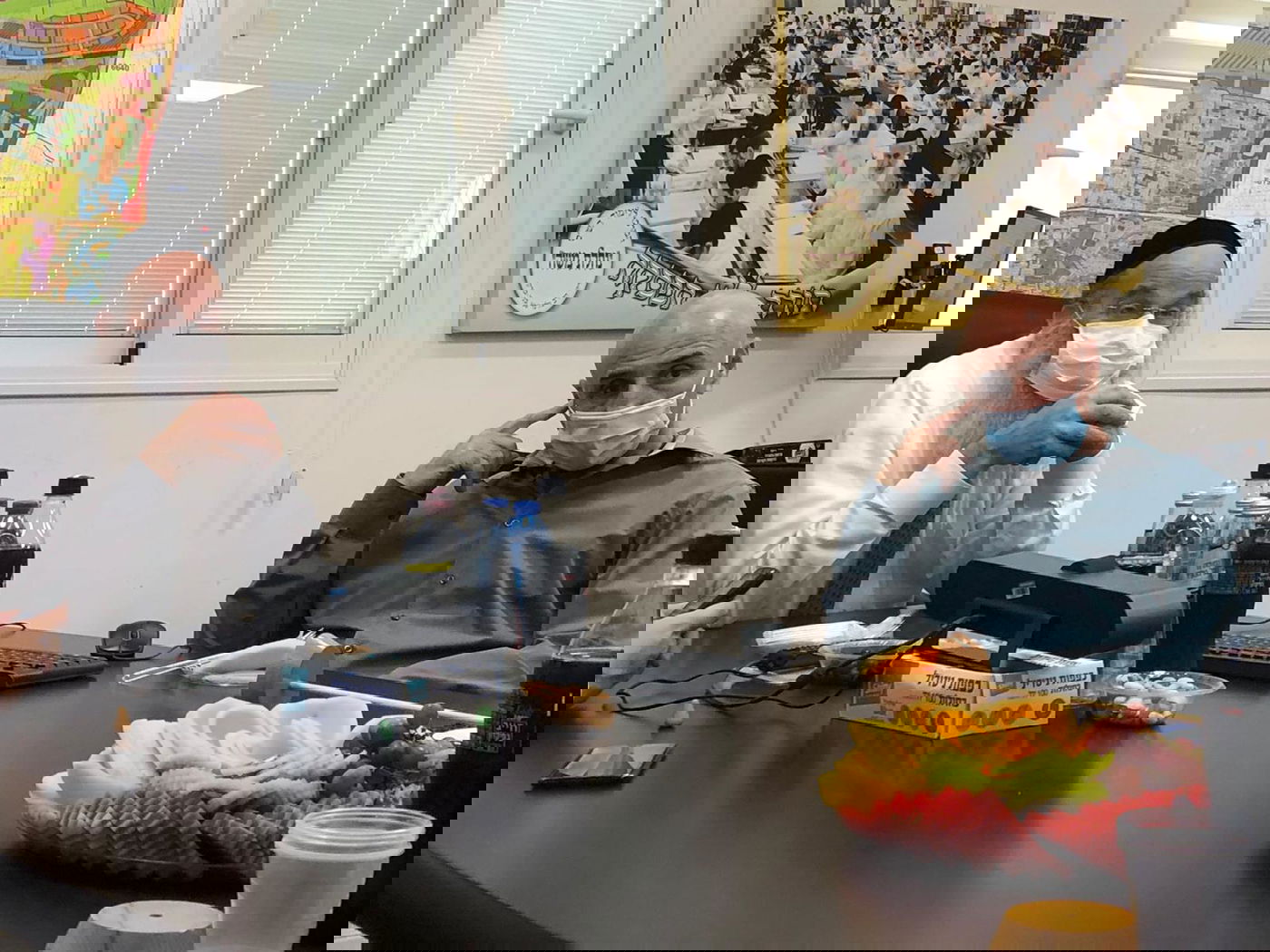 עופר שלח בבני ברק: "להתחשב באוכלוסיה"