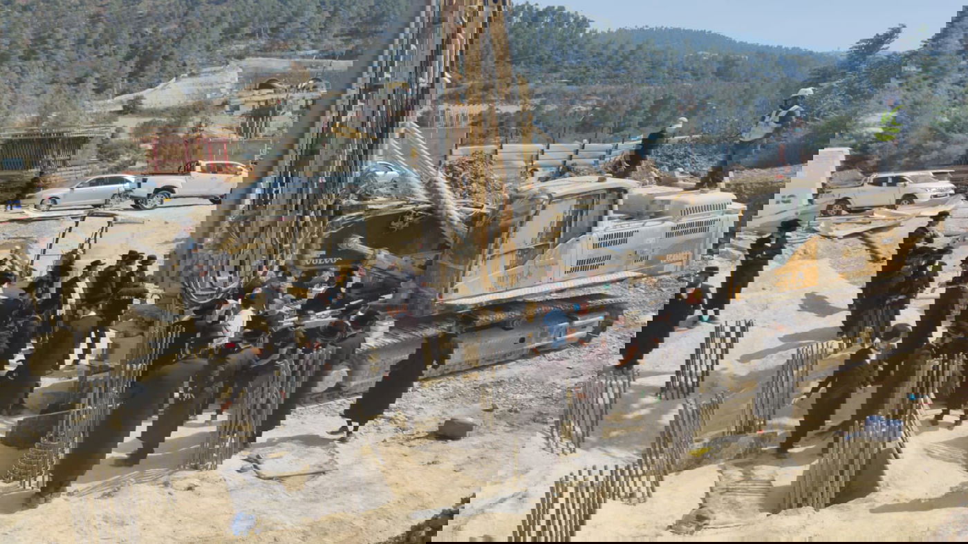 "שודדים!" • המפגינים עצרו חילול קברים. תיעוד