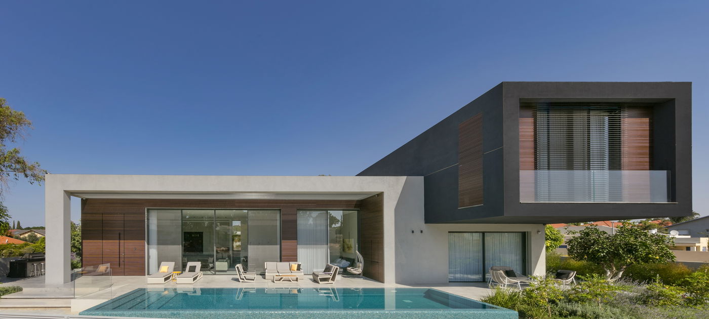 אתם חייבים לראות איך האדריכלית הפתיעה את אלישבע באולפן