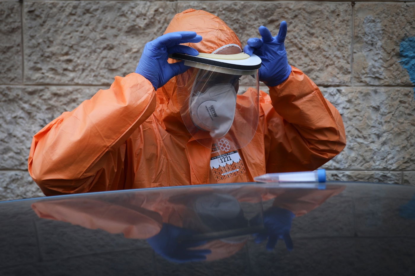 מספרי הקורונה: 143 מונשמים; 1,040 נפטרים