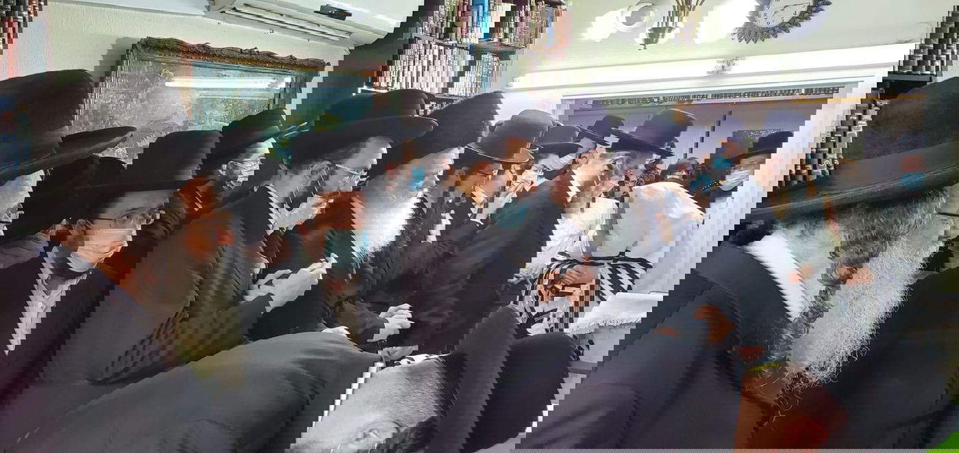 הרבי מאמשינוב, הגר"ש אלתר והסנדקאות