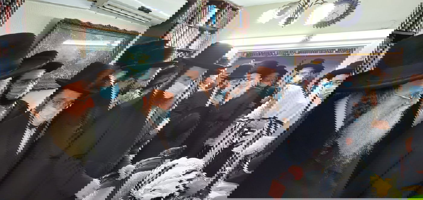 הרבי מאמשינוב, הגר"ש אלתר והסנדקאות