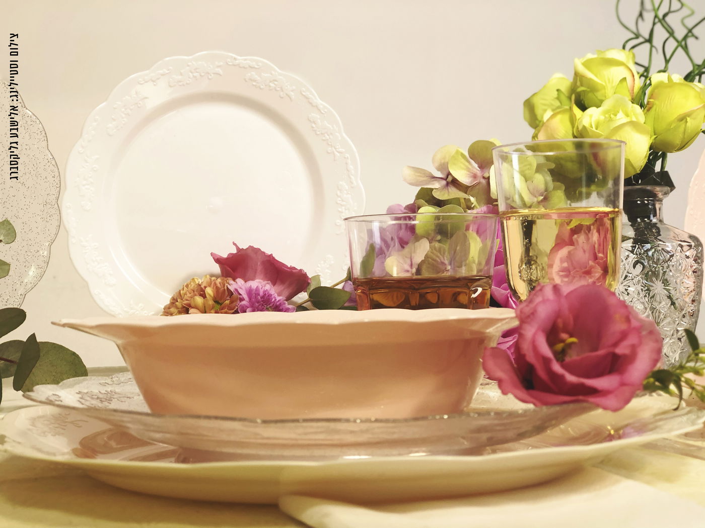 אלישבע מגישה: טיפים לעריכת שולחן כמו באירועי יוקרה