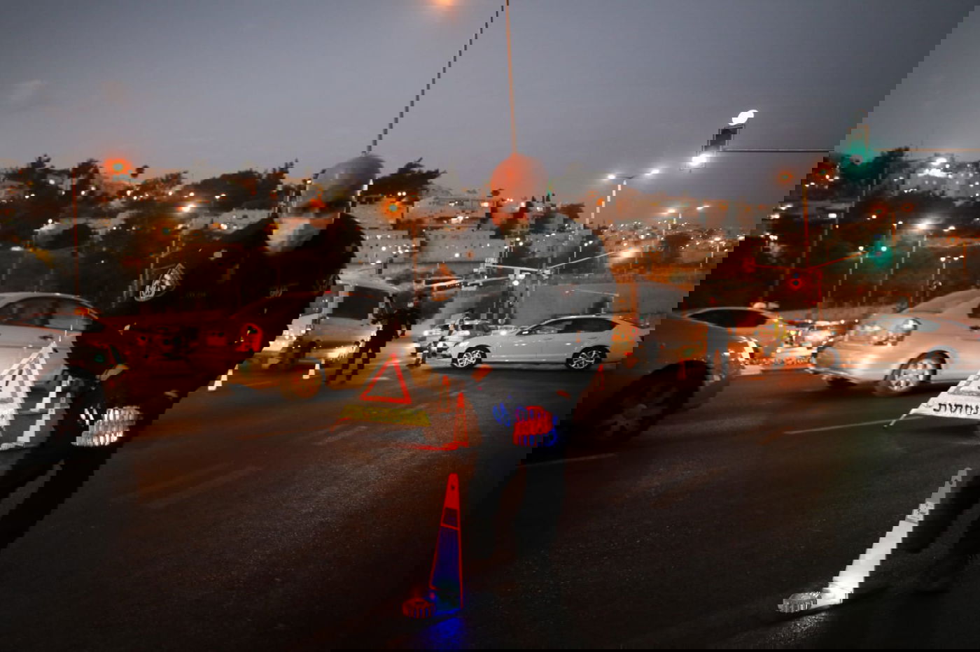 סיור מצולם בשכונה החרדית ה'אדומה'. צפו