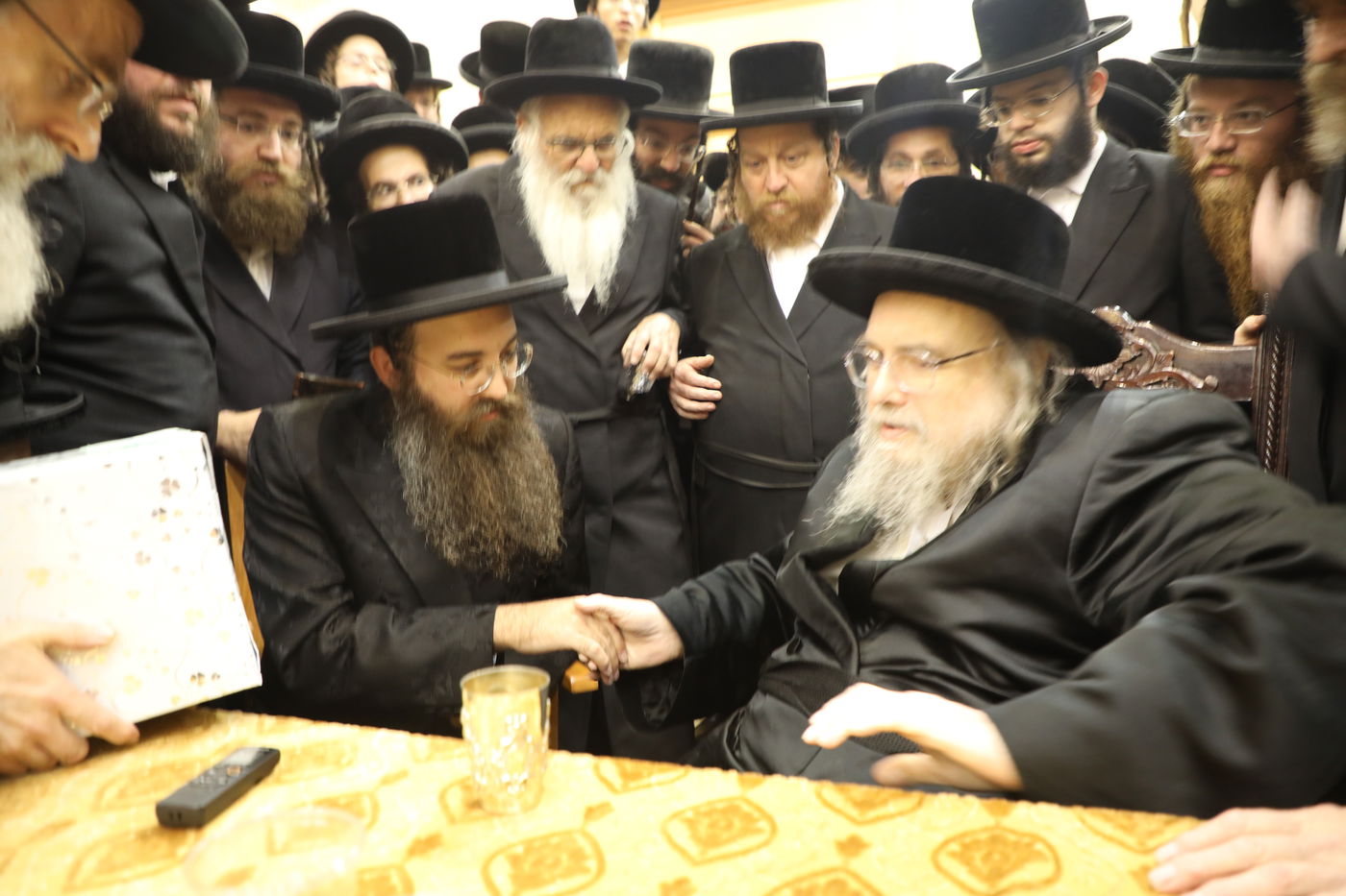 הרבי הזמין את האדמו"ר מבעלזא לבר מצווה