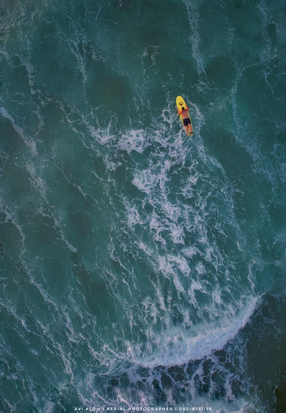 עוצר? תיעוד מחוף הים בראשון לציון • צפו